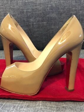 Christian Louboutin Nude Patent Peep-Toe Platform Pumps